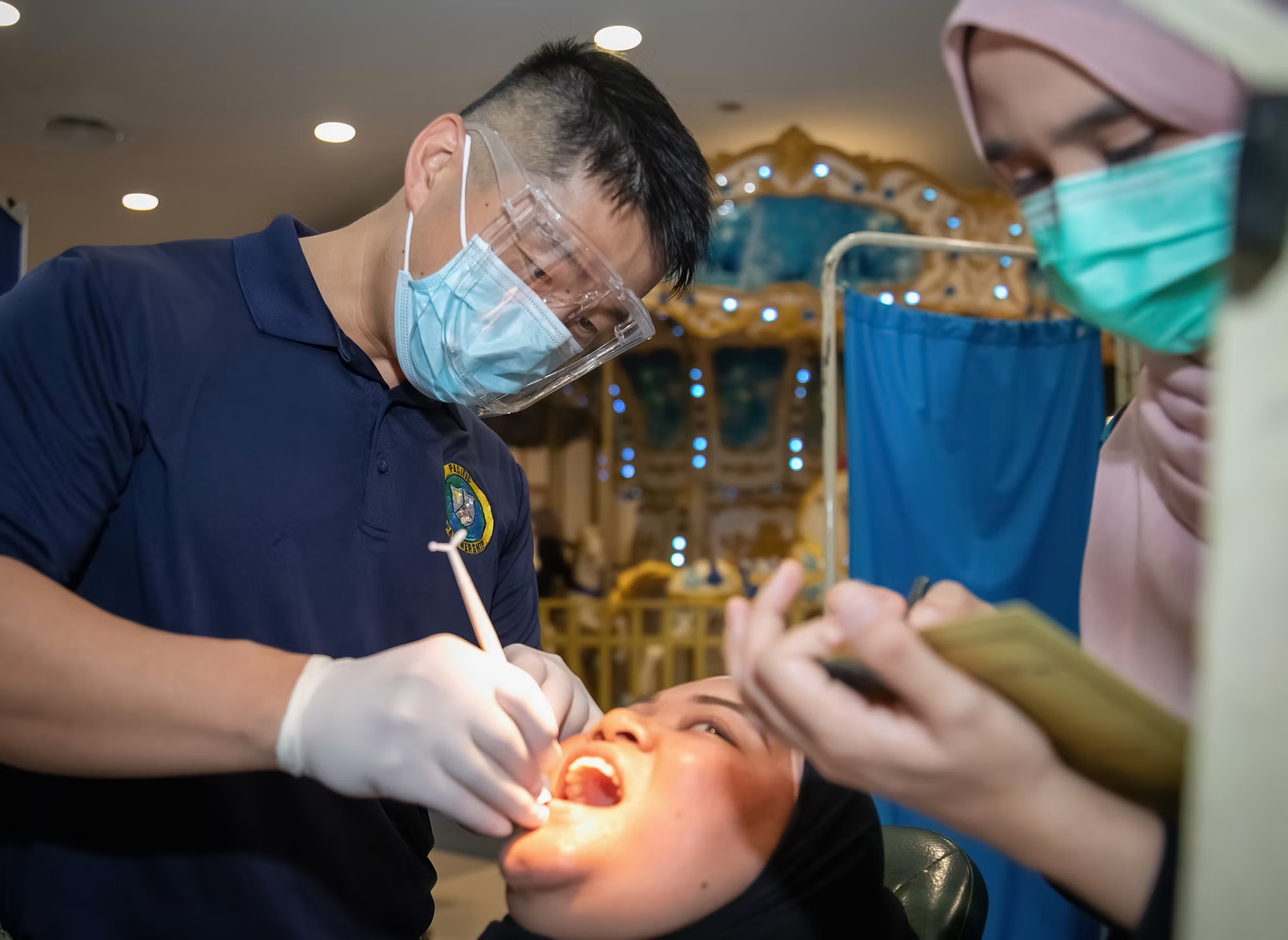 牙齒矯正一定要戴橡皮筋嗎？矯正橡皮筋戴多久、不戴會怎樣？嘉貝牙醫一次解答